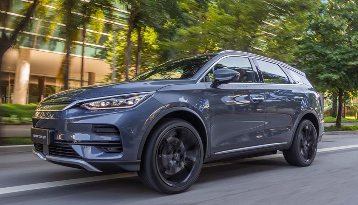 BYD TAN 2025